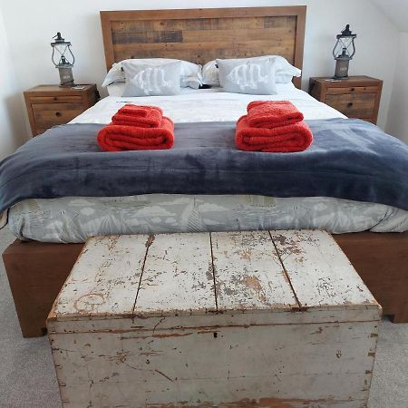 Seaclusion Villa Saint Monance Bagian luar foto